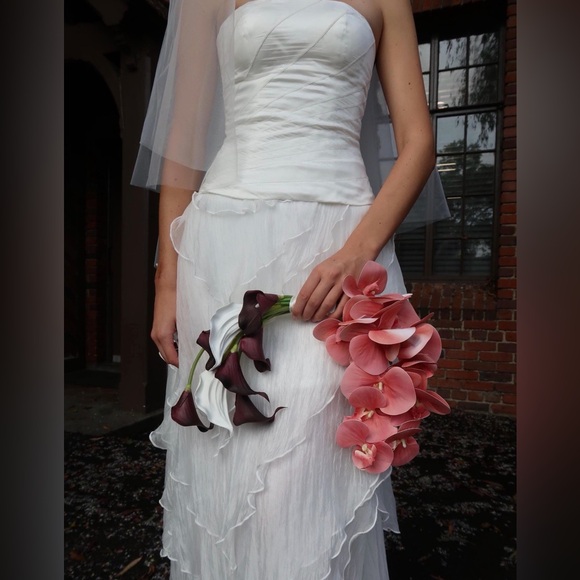 Accessories - Curved Bridal Bouquet Pink Orchid and Purple Calla Lilies